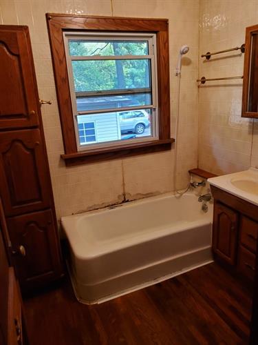 Bathroom Remodel1 Before