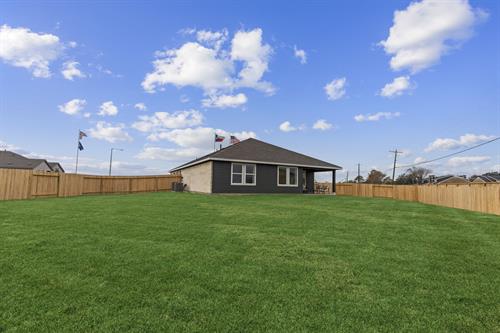 Spacious backyard