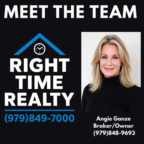 Gallery Image Meet_the_team_Angie.jpg