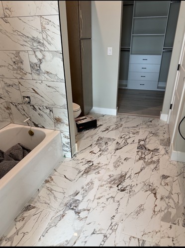 Gallery Image Shockley_bathroom_2.jpg