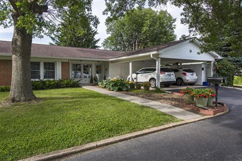 Gallery Image ROLLA_FINAL_Cottages1.jpg
