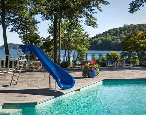 Gallery Image rogue2-pool-slide-environment-923x730.jpg