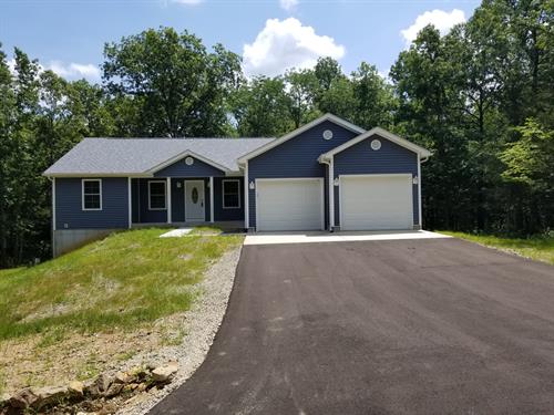 Gallery Image 71398381_2563557767037387_5451672026844495872_n.jpg