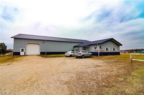 Gallery Image 77354420_2711819238877905_800102516904689664_n.jpg