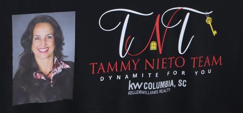 Gallery Image TNT_Table_cloth.JPG