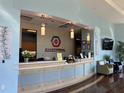 Gallery Image FRONT_DESK_.jpeg