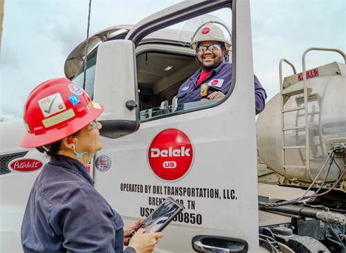 Gallery Image Trucker.png