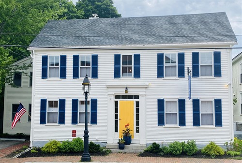 Charming boutique inn in downtown Portsmouth, NH