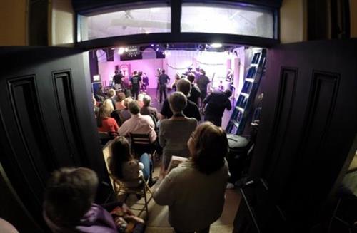 Broadcast Live Broadcast Live