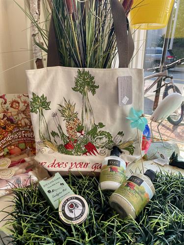 Lynda's Mittens & Totes/Sweet Grass Farm/Joy Lane Farm