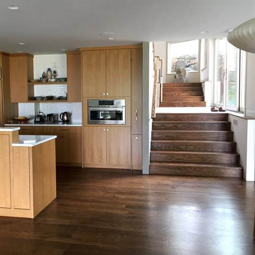 Gallery Image Beverly_Cove_Kitchen_SQ.jpg