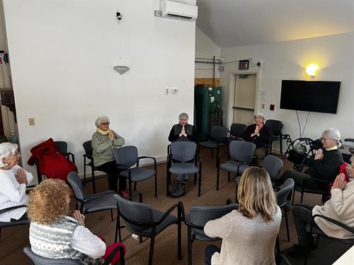 Gallery Image Chair_Yoga_Eliot.jpg