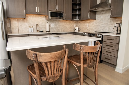 Gallery Image 210_SignatureOneBedroom_TWM_Kitchen__copy(1).jpg