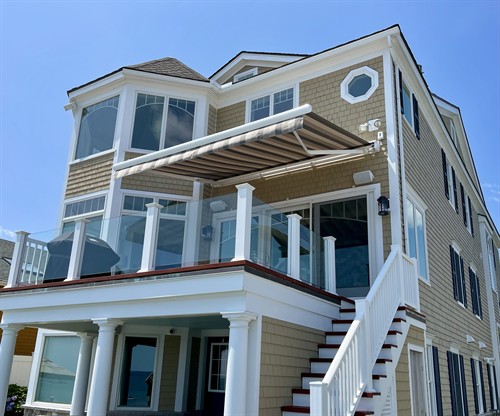 Gallery Image IMG_1483.jpeg