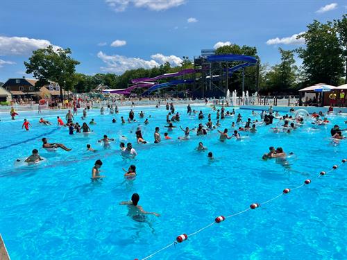 Giant Wave Pool