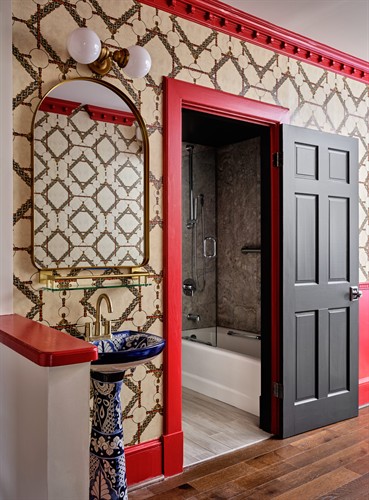 Individually designed guest bathroom