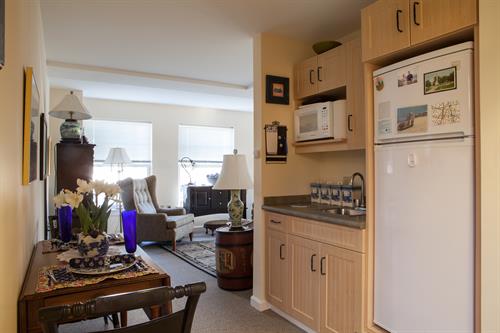 Gallery Image Apartment_-_Kitchenette_.jpg