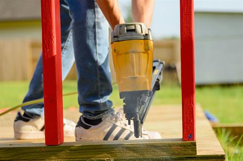 Building sheds for Cedar Creek homeowner