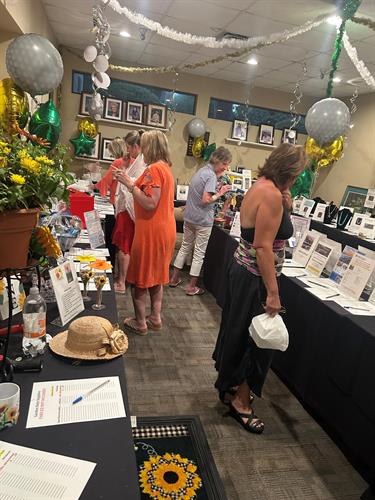 GAC Silent Auction, Cafe On The Greens