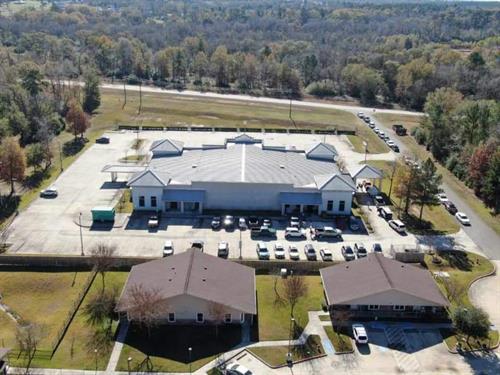 LONE STAR COMMUNITY CENTER (Aerial View) - CMCM FOOD DISTRIBUTION