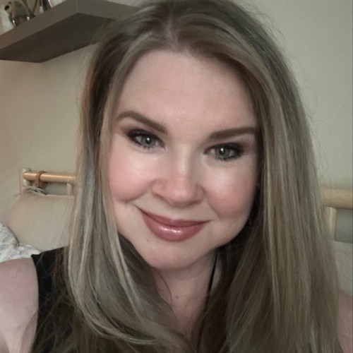 The Lake- At work with Tracy Downey, Mon-Fri, 10am-3pm