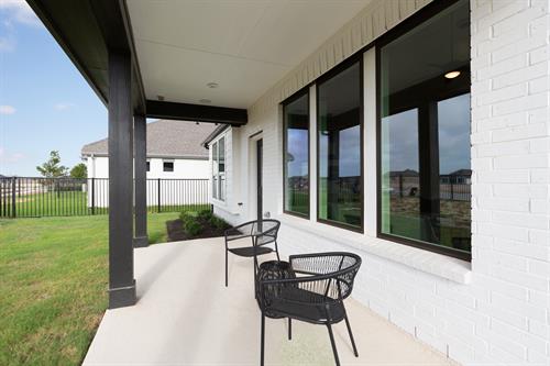 Alder covered patio