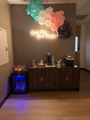 Gallery Image IMG_1367.jpg