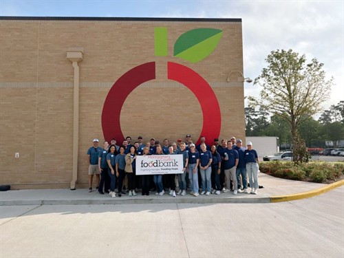 Volunteering at MOCO Food Bank!