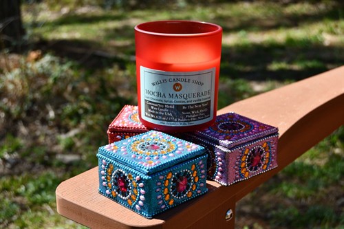 Lifestyle Red Frosted Glass Candle: Mocha Masquerade