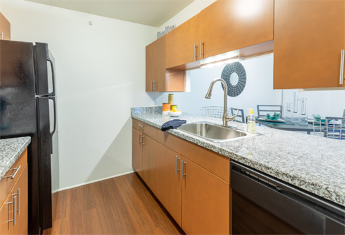 Gallery Image P1_-_MODEL_-_KITCHEN.PNG