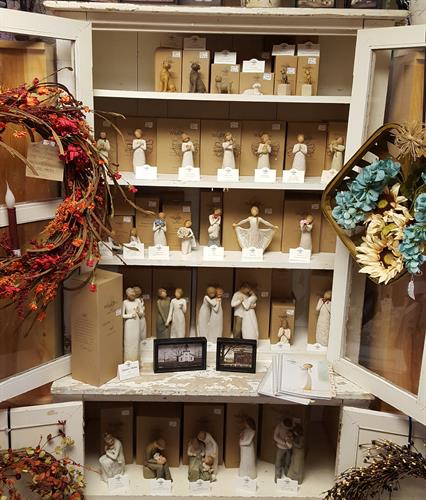 Gallery Image shop2.jpg Gallery Image shop2.jpg