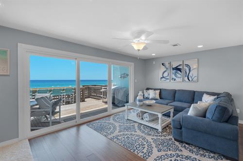 Gallery Image nv8.jpg