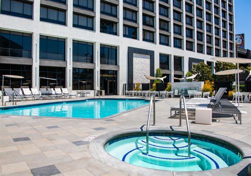 A heated outdoor pool and chic lounge with fireplace take advantage of the city’s enviable weather A heated outdoor pool and chic lounge with fireplace take advantage of the city’s enviable weather