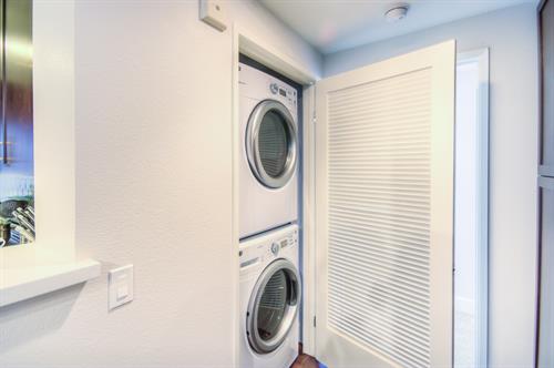 Wilshire Corridor - Washer/Dryer in Unit Wilshire Corridor - Washer/Dryer in Unit