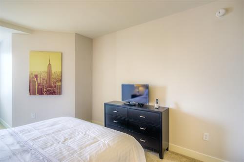Wilshire Corridor - Master Bedroom Wilshire Corridor - Master Bedroom