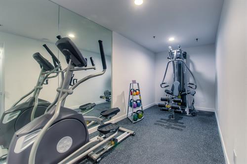 Beverly Hills 2 Bedroom - Gym Beverly Hills 2 Bedroom - Gym