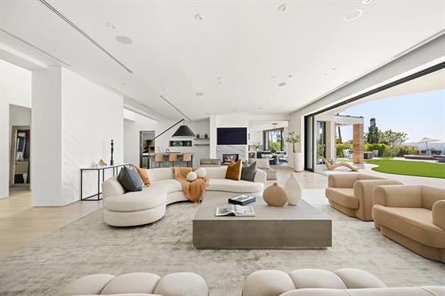 One of our recent Staging projects in Castle Pl, Beverly Hills.