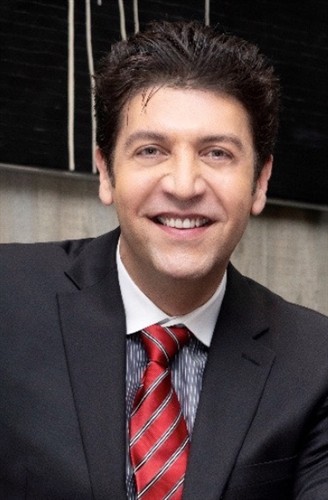 Gallery Image Alex_Headshot.jpg