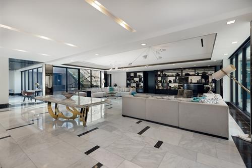 Penthouse Grand Salon Penthouse Grand Salon