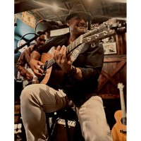 Shane Meade- Live at The Gaines Estate