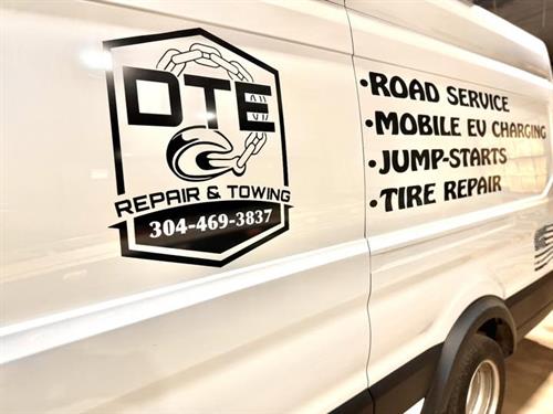 Our roadside assistance vans handle the classics like tire repair and jump starts, plus on-the-go EV charging. Modern problems, modern solutions.