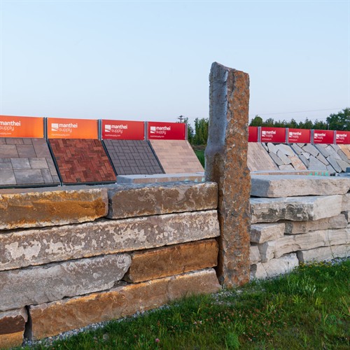 Manthei Supply Displays