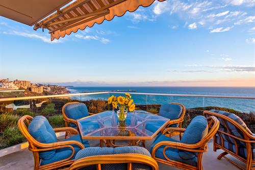 The Bluff: San Clemente rental, view looking toward the San Clemente Pier. 