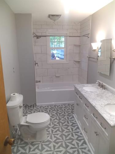 Gallery Image Bath_tile_1.jpg