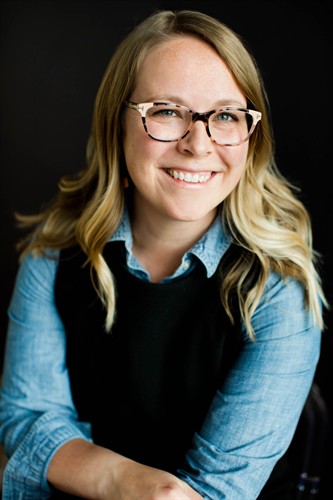 Gallery Image Kari_2021_2.jpg