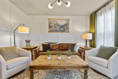 Abode 81 - Newark Ohio Lodging