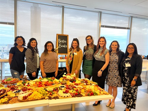 Donde mujeres seguras se unen ?