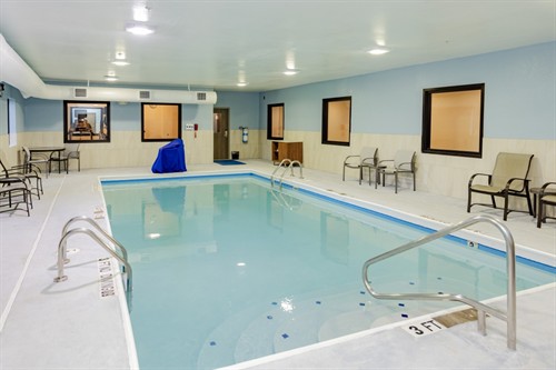Gallery Image MYVOH_Pool_2024_(Medium).jpg