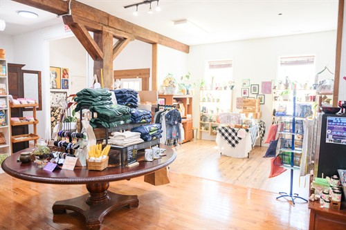 Gallery Image Shop_(10).jpg