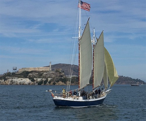 Gallery Image Freda_B_sailing_near_Alcatraz.jpg